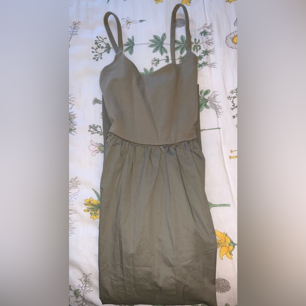 Old Navy XS birch leaf long midi cami dress! So comfortable and flowy!